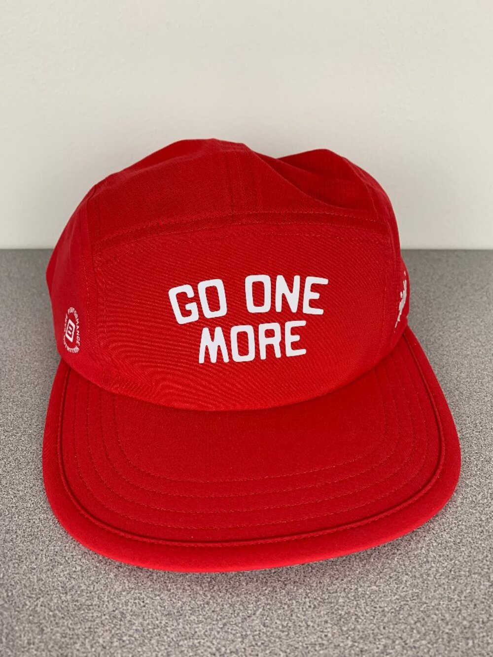 Go One More Ciele Red Hat NWT